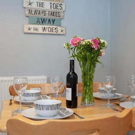בית נופש Fishermans - Sleeps 7 סקארבורו